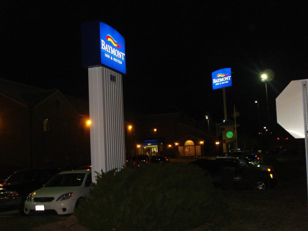 Quality Inn & Suites Columbia I-70 Exterior foto