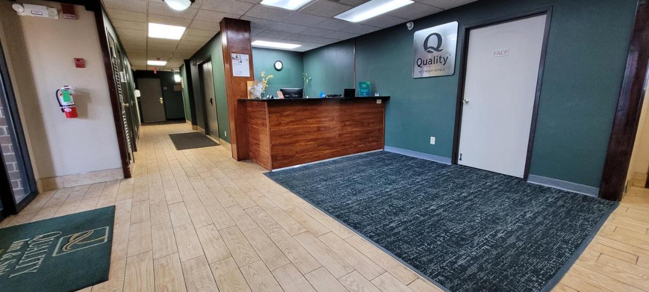 Quality Inn & Suites Columbia I-70 Exterior foto