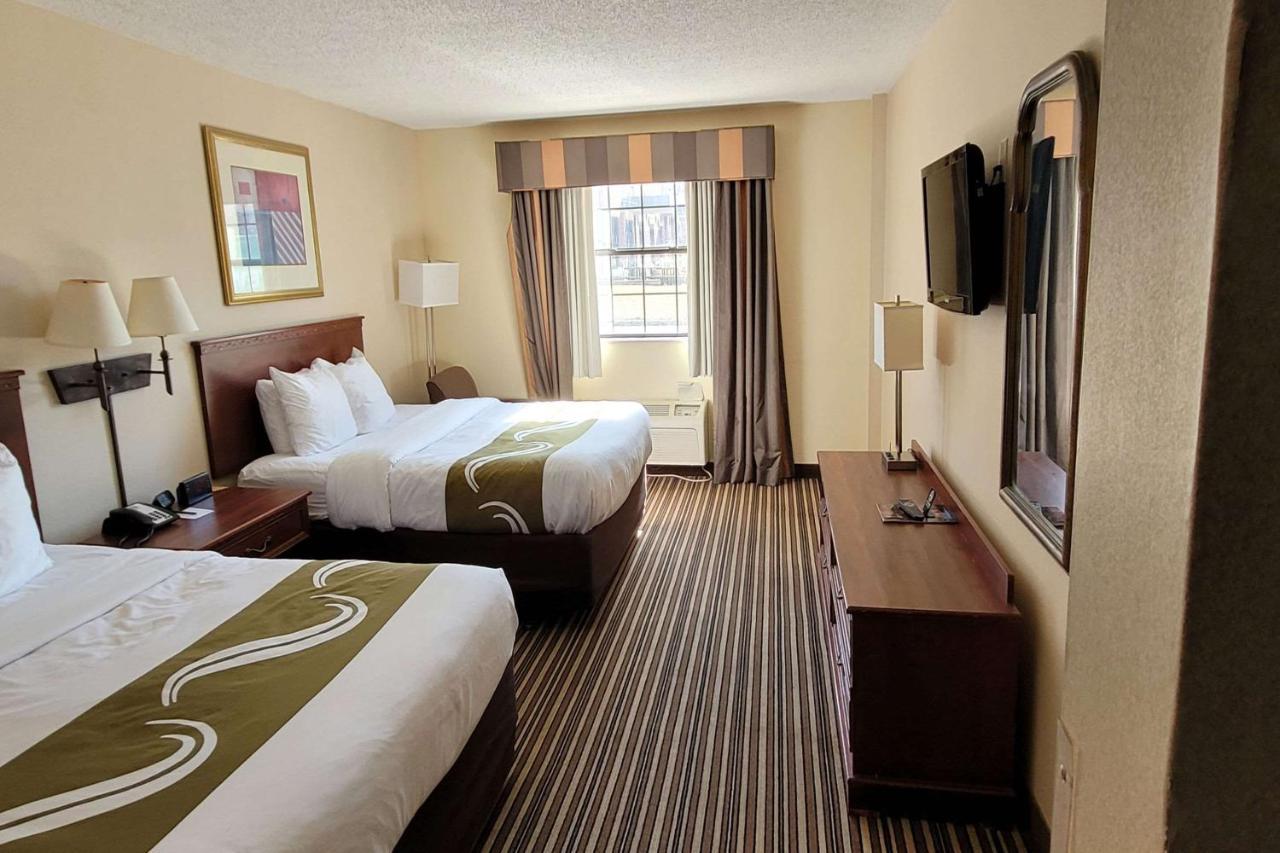 Quality Inn & Suites Columbia I-70 Exterior foto