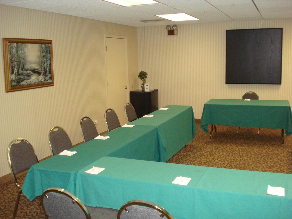 Quality Inn & Suites Columbia I-70 Facilidades foto